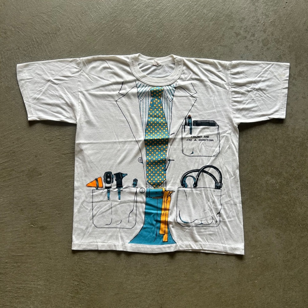 Vintage 80s Doctor Shirt Size Large White Trust Me Im A Doctor Medical Humor USA